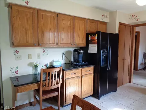 3209 E Stoneway Dr, Sandusky, OH 44870 photo 8