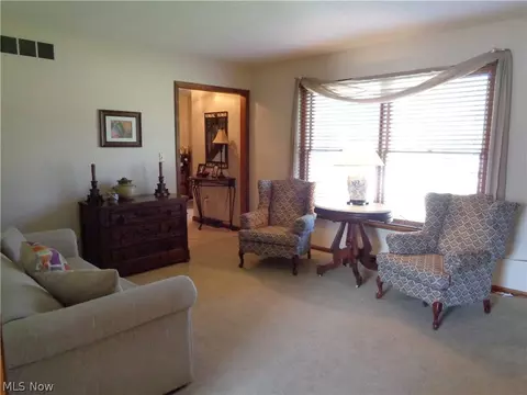 3209 E Stoneway Dr, Sandusky, OH 44870 photo 9