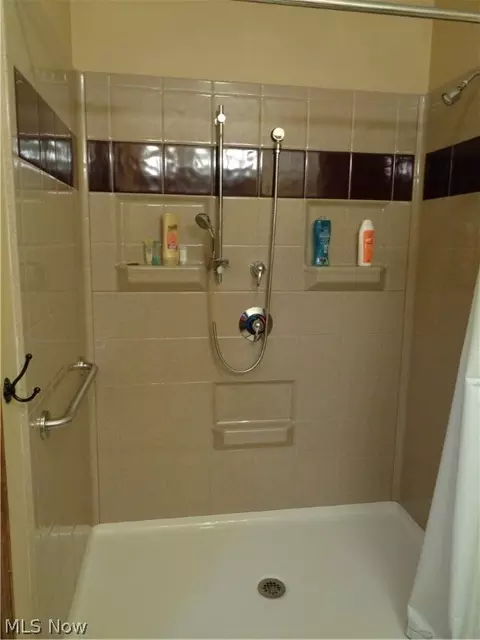 3209 E Stoneway Dr, Sandusky, OH 44870 photo 20
