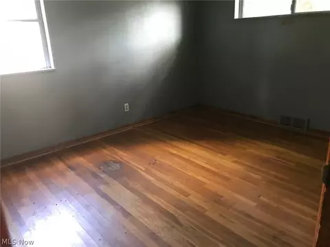 2810 Southlane Dr, Ashtabula, OH 44004 photo 8