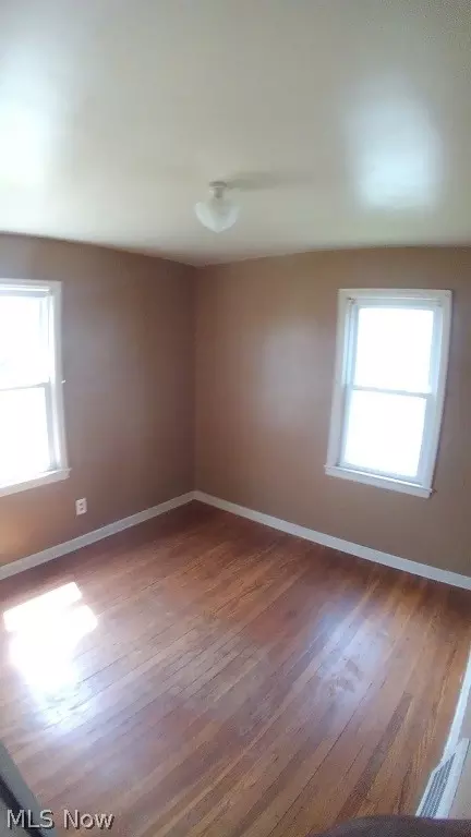14521 Kennerdown Ave, Maple Heights, OH 44137 photo 7