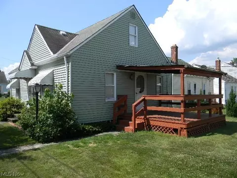 14521 Kennerdown Ave, Maple Heights, OH 44137 photo 2