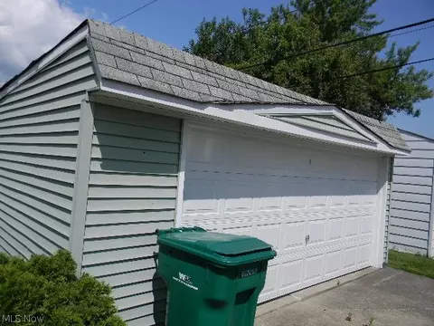 14521 Kennerdown Ave, Maple Heights, OH 44137 photo 15