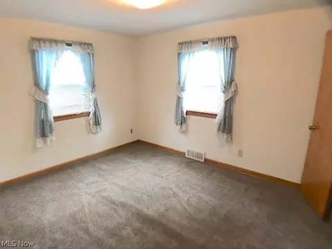 494 7th St, Struthers, OH 44471 photo 7