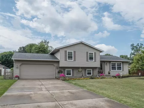 100 Forest Creek Dr, Struthers, OH 44471 photo 33