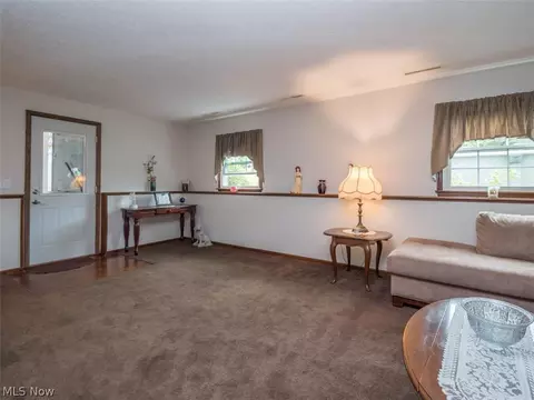 100 Forest Creek Dr, Struthers, OH 44471 photo 13