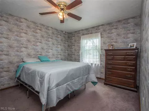 100 Forest Creek Dr, Struthers, OH 44471 photo 18