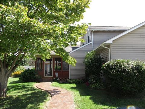 107 E 5th St, Williamstown, WV 26187 photo 30