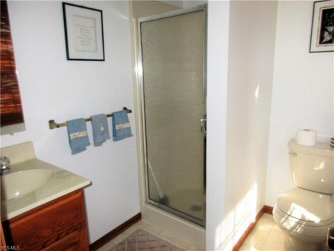 107 E 5th St, Williamstown, WV 26187 photo 22