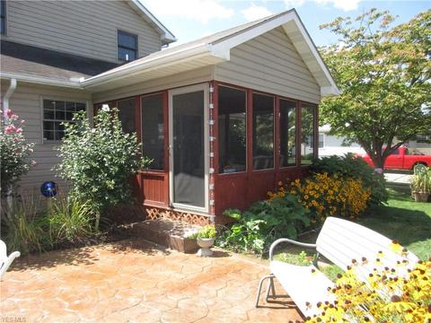 107 E 5th St, Williamstown, WV 26187 photo 26