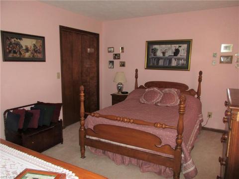 107 E 5th St, Williamstown, WV 26187 photo 19