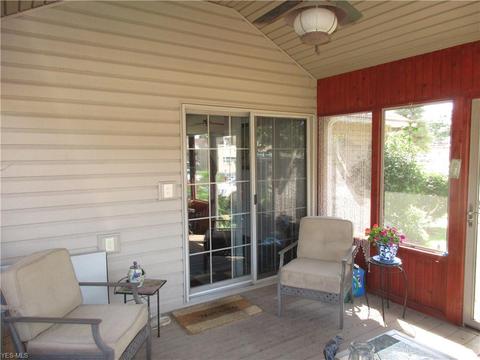 107 E 5th St, Williamstown, WV 26187 photo 14