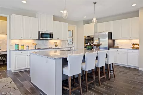 2212 Pendleton Ct, Avon, OH 44011 photo 10