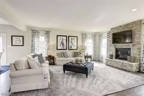 2212 Pendleton Ct, Avon, OH 44011 photo 7