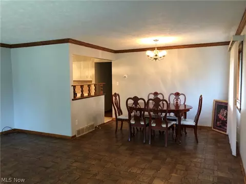 8805 Fenway Dr, Parma, OH 44129 photo 8