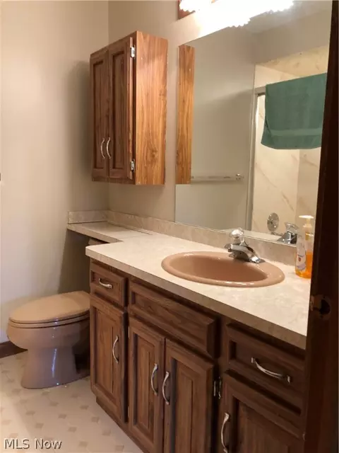 8805 Fenway Dr, Parma, OH 44129 photo 11
