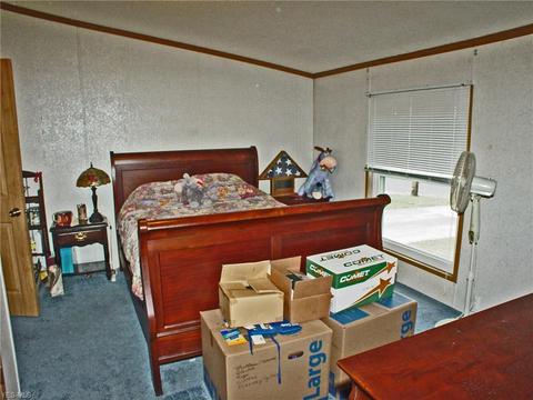 303 Ritchie Ave, Weirton, WV 26062 photo 8