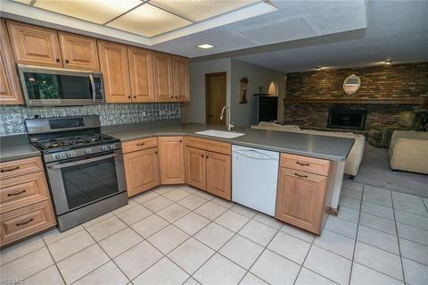 6404 Brecksville Rd, Independence, OH 44131 photo 7