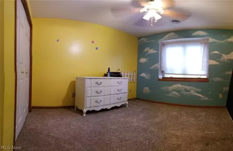 319 Augusta Dr, Elyria, OH 44035 photo 16