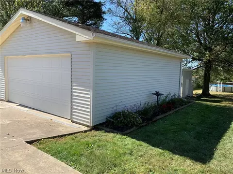 309 Elyria St, Lodi, OH 44254 photo 8