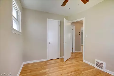 5610 Forest Ave, Parma, OH 44129 photo 14