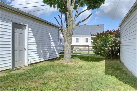 5610 Forest Ave, Parma, OH 44129 photo 23