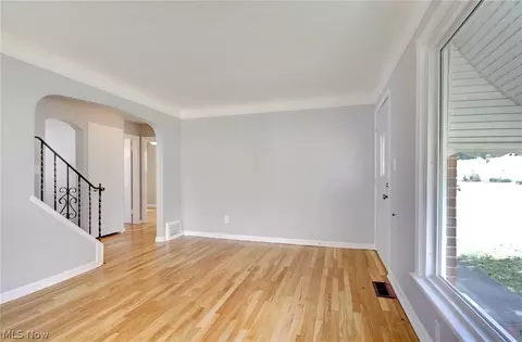 5610 Forest Ave, Parma, OH 44129 photo 5