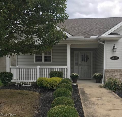 7629 Falling Leaf Dr, Seven Hills, OH 44131 photo 1