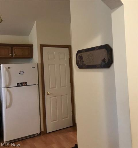 7629 Falling Leaf Dr, Seven Hills, OH 44131 photo 12