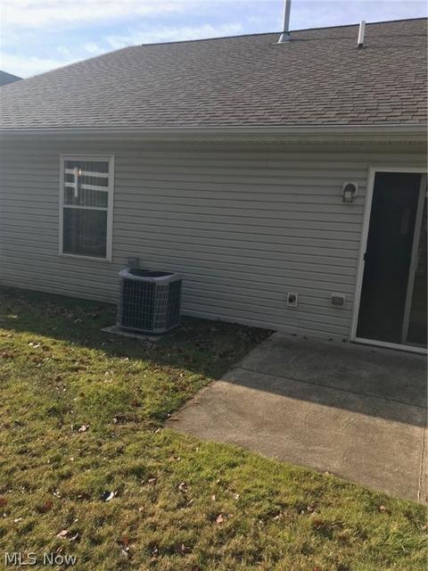 7629 Falling Leaf Dr, Seven Hills, OH 44131 photo 26