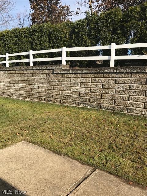 7629 Falling Leaf Dr, Seven Hills, OH 44131 photo 27