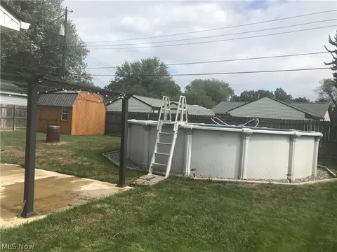 4121 Riverview, Lorain, OH 44055 photo 6