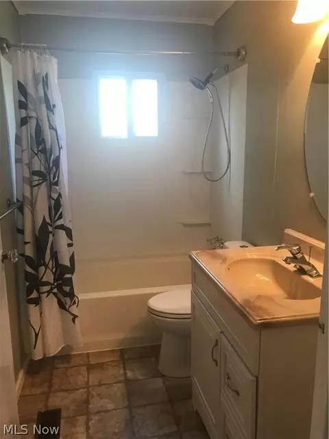 4121 Riverview, Lorain, OH 44055 photo 17