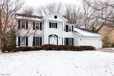 7248 Winchester Dr, Solon, OH 44139 photo 1