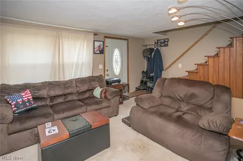 622 Hilliard Rd, Elyria, OH 44035 photo 8
