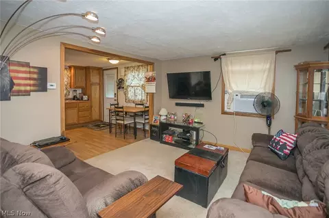 622 Hilliard Rd, Elyria, OH 44035 photo 10