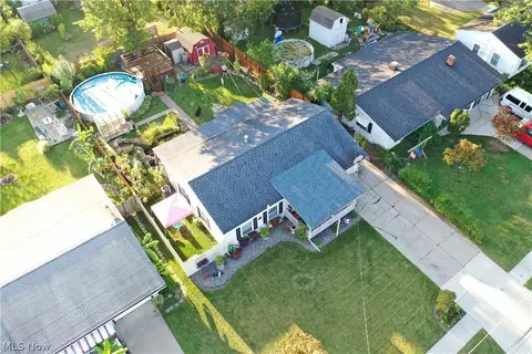 3902 Clinton Ave, Lorain, OH 44055 photo 21