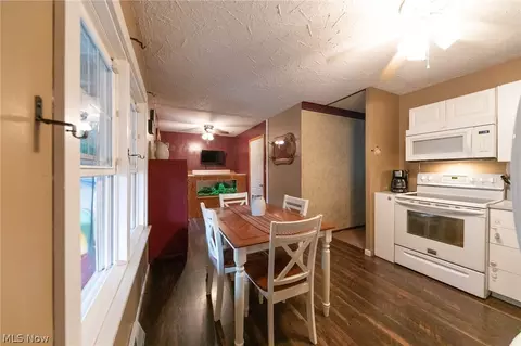 3902 Clinton Ave, Lorain, OH 44055 photo 7