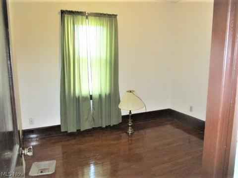 2328 E 30th St, Lorain, OH 44055 photo 21