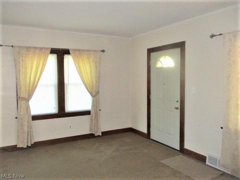 2328 E 30th St, Lorain, OH 44055 photo 6