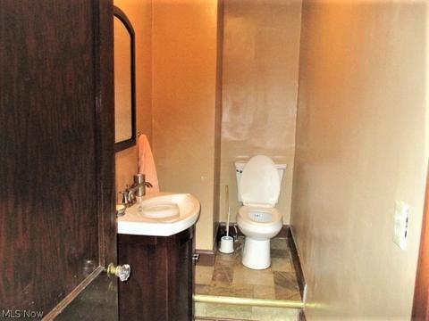 2328 E 30th St, Lorain, OH 44055 photo 20