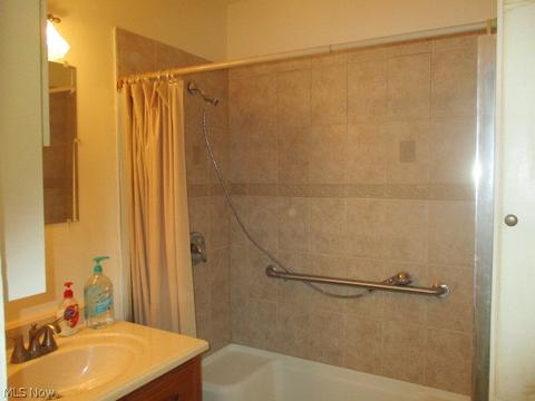 2328 E 30th St, Lorain, OH 44055 photo 10