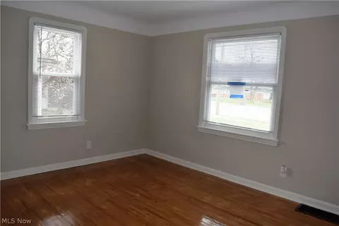 6939 State Rd, Parma, OH 44134 photo 4