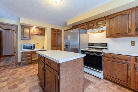 34403 Bramble Ln, Solon, OH 44139 photo 9