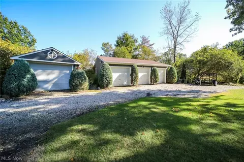 3636 Samar Dr, Ashtabula, OH 44004 photo 4