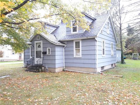 2827 Columbus Ave, Ashtabula, OH 44004 photo 1
