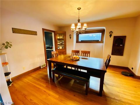 182 Como St, Struthers, OH 44471 photo 8