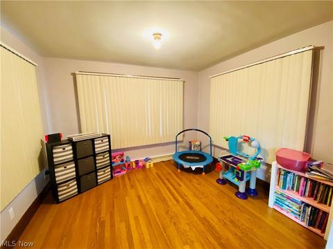 182 Como St, Struthers, OH 44471 photo 7