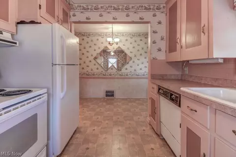 628 E Lincoln Way, Minerva, OH 44657 photo 8