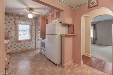 628 E Lincoln Way, Minerva, OH 44657 photo 9